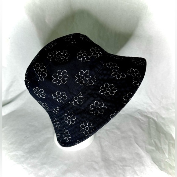 Tween Embroidered White & Black Floral Bucket Hat - Picture 7 of 15